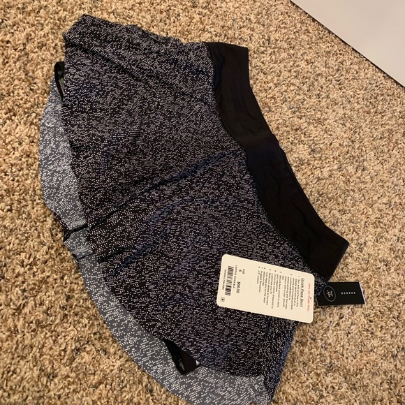 lululemon athletica Dresses & Skirts - Lululemon Quick Pace Skirt